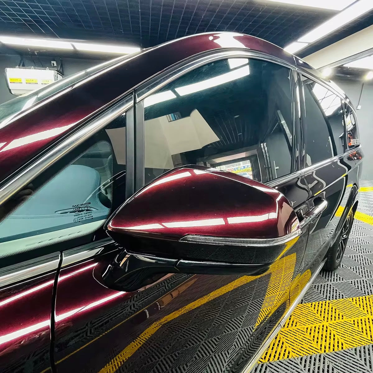 TPU Satin Metallic Glossy Black Rose